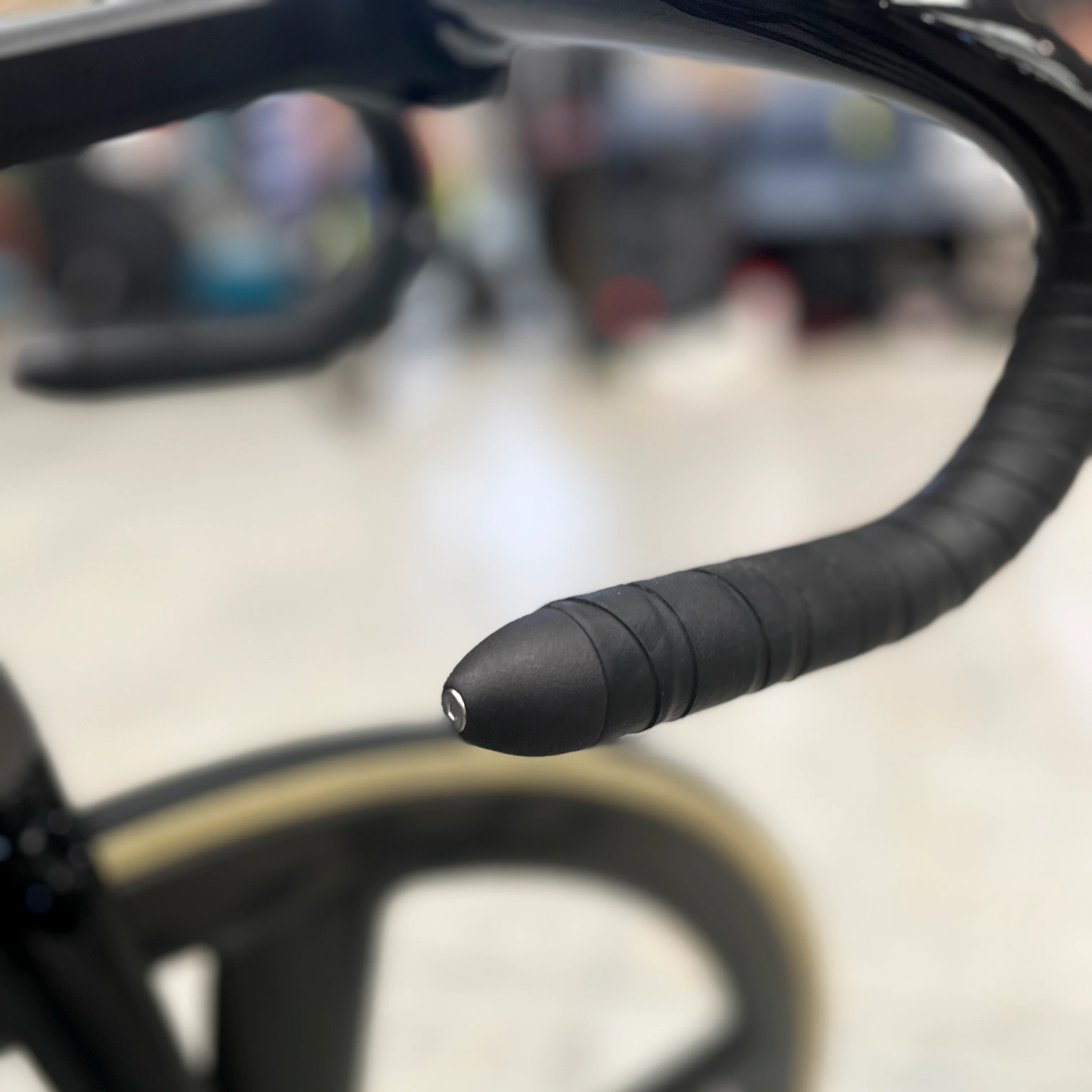 Aero End Plugs - Image 3